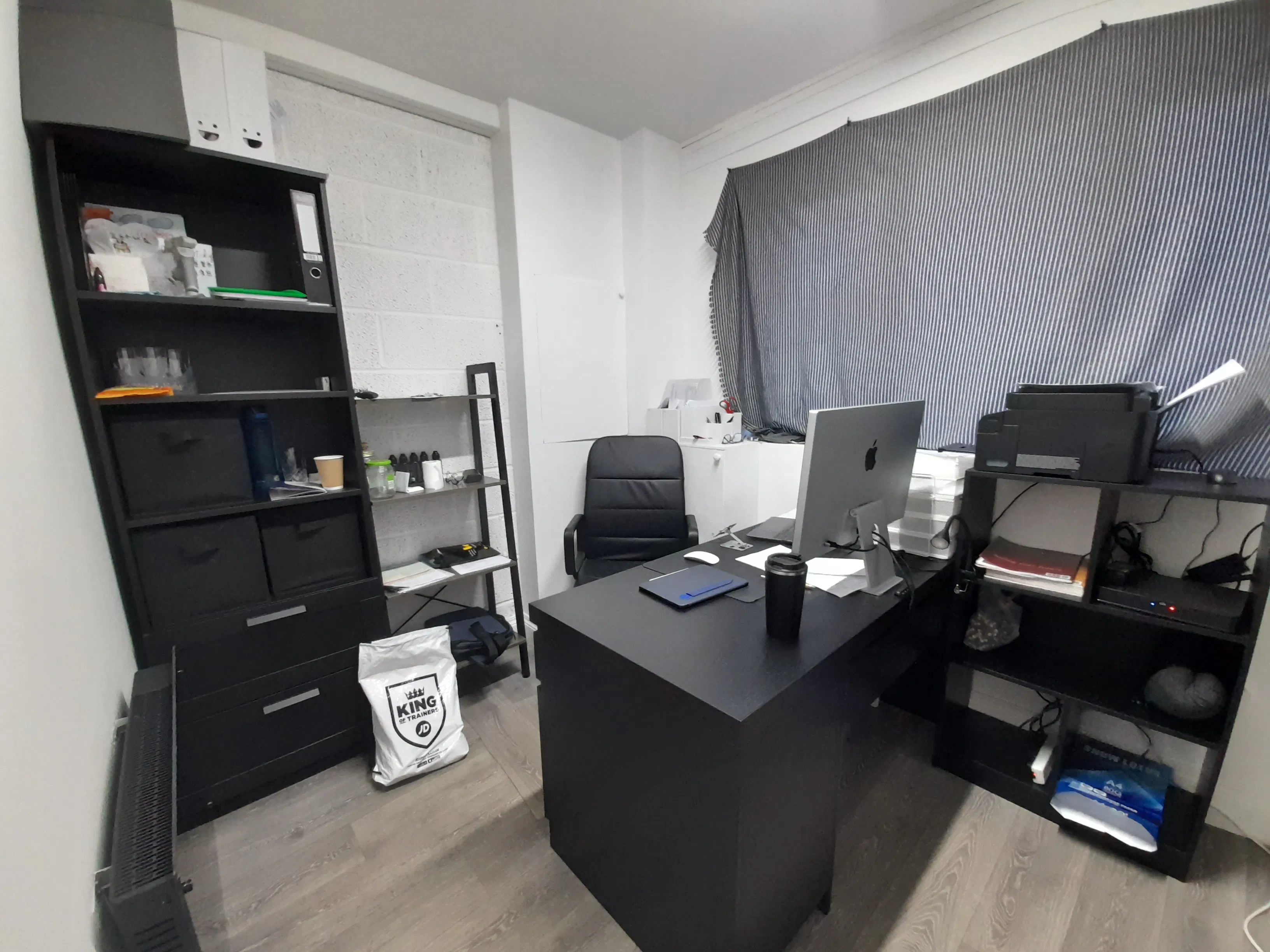 office.jpg