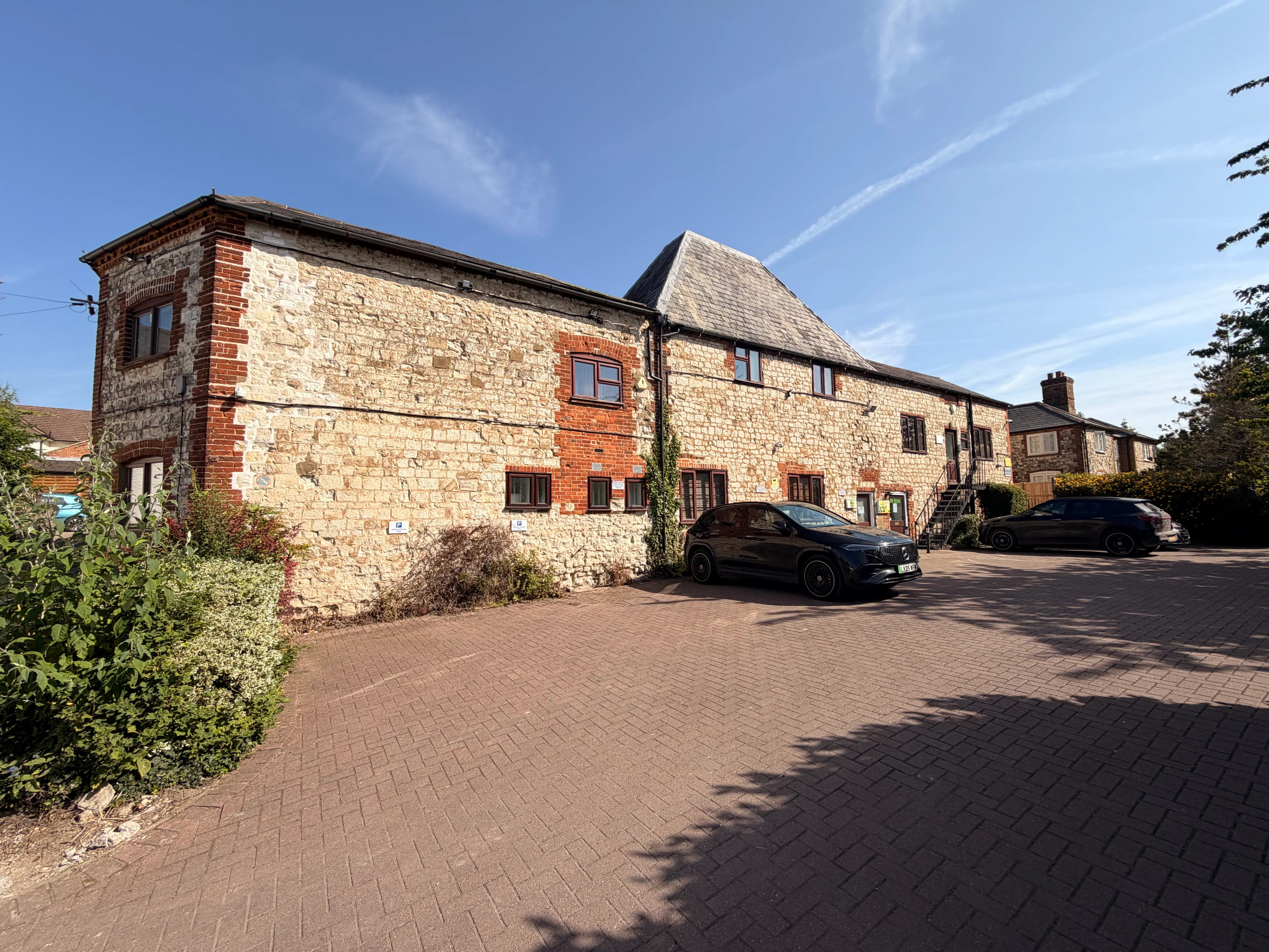The Oast House, 5 Mead Lane, Farnham GU9 7DY: Attractive town centre freehold investment with redevelopment potential