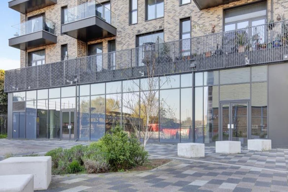 Flexible Commercial Space For Sale or To Let in Wandsworth, London