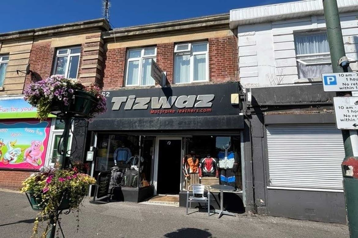 Ground Floor Shop For Sale in Winton, Bournemouth, Dorset 1