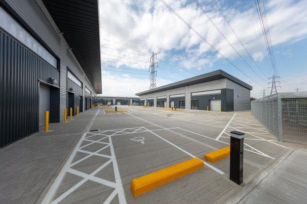 Light industrial unit for sale in Dagenham