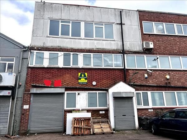Industrial / business unit for sale in Slough