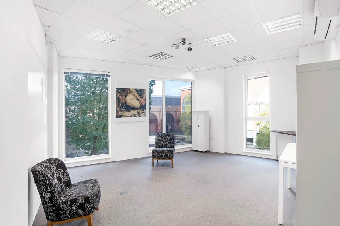 Office for sale in Dalston