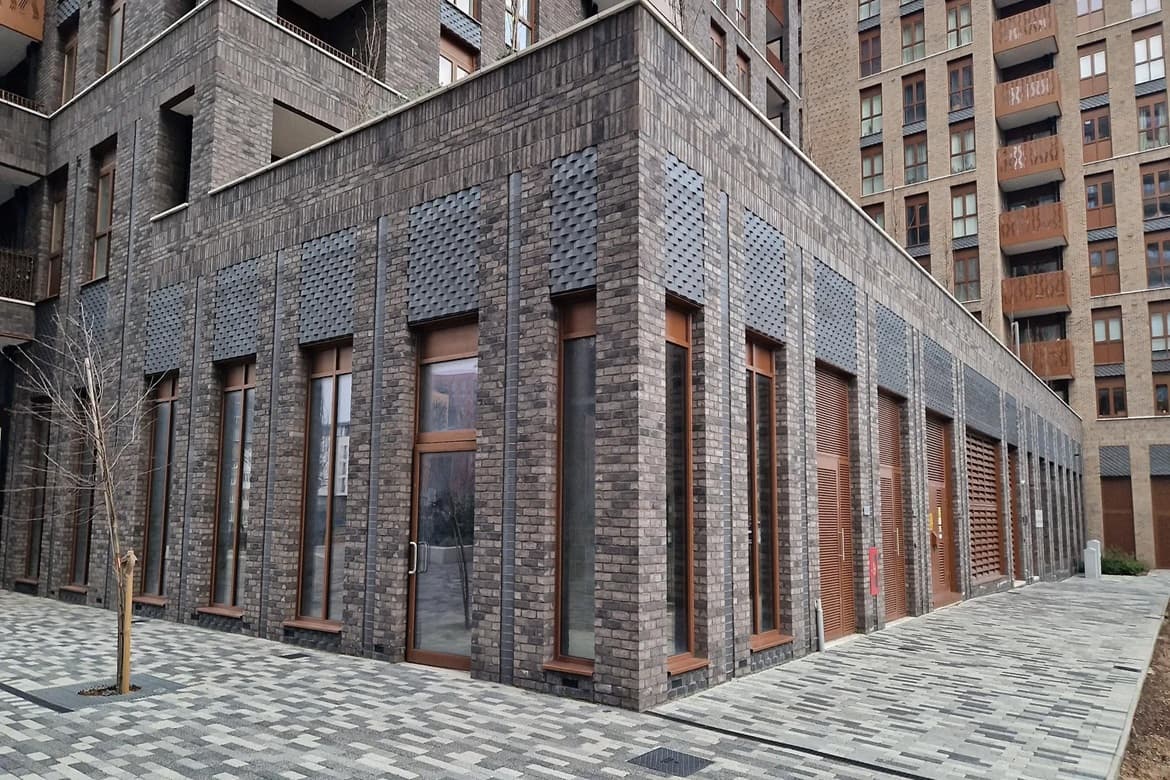 Ground Floor Retail Unit For Sale or To Let in Barking, London