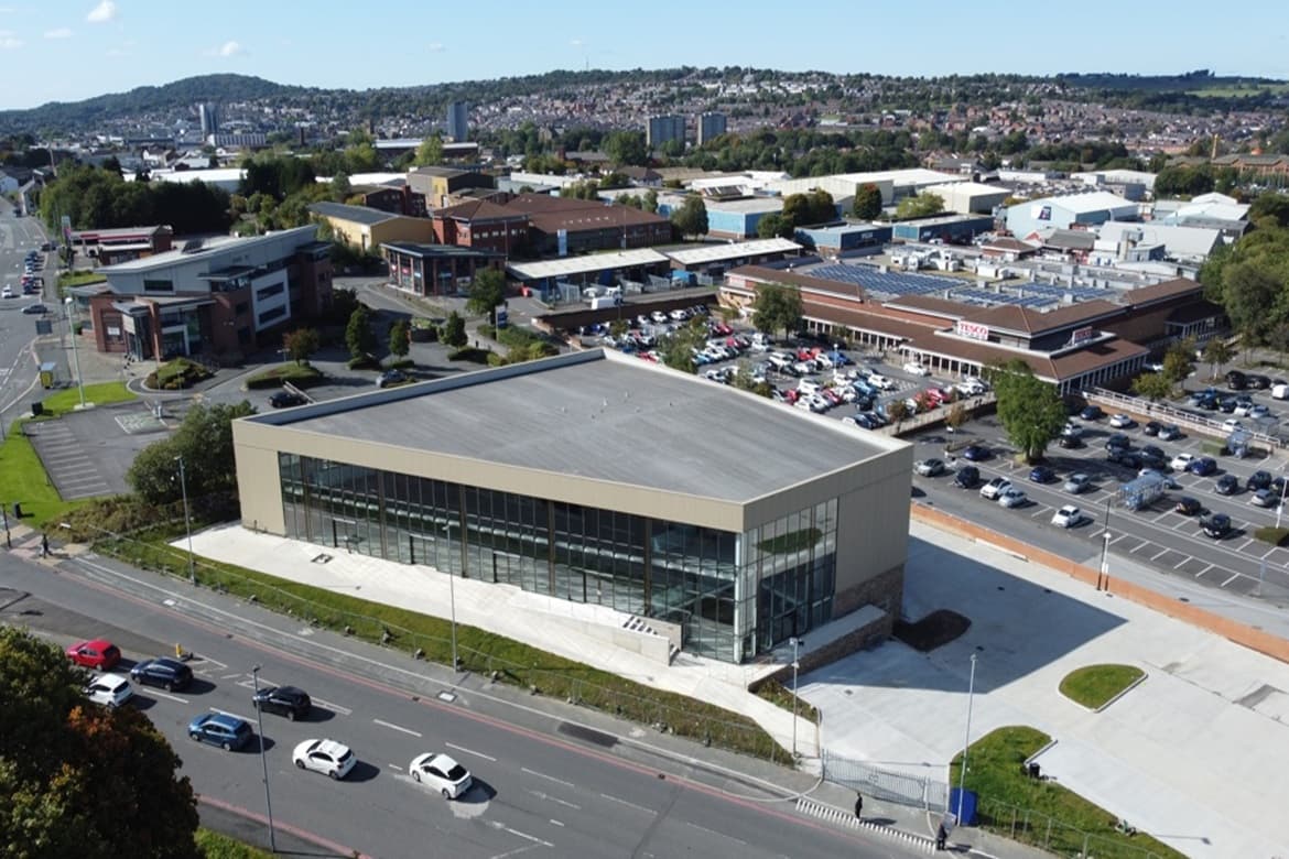 Showroom For Sale or To Let in Blackburn, Lancashire, BB1