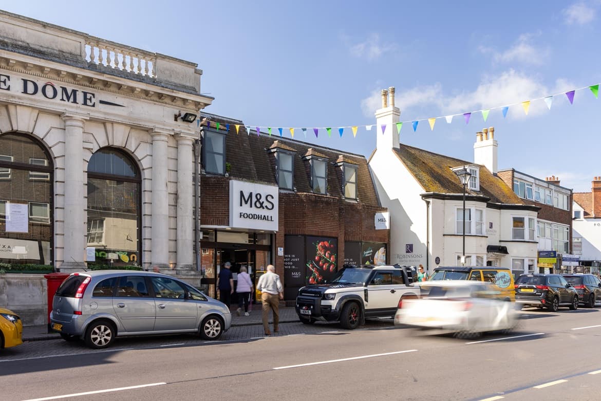 Freehold Foodstore For Sale in Christchurch, BH23