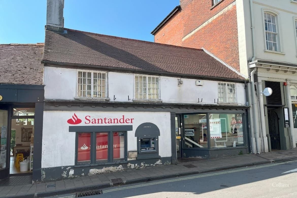 Freehold Shop For Sale in Shaftesbury, Dorset SP7