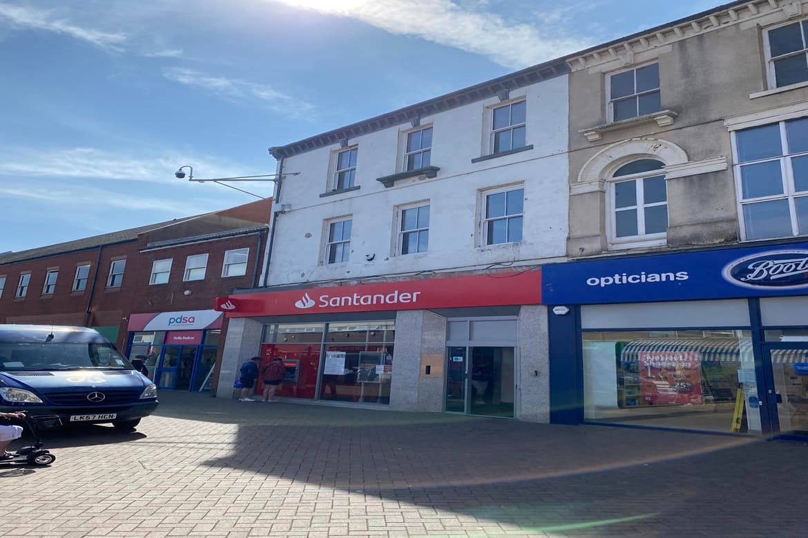 Retail Property For Sale in Redcar, NorthYorkshire, TS10