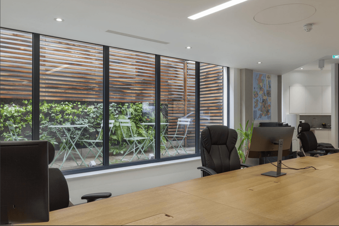 Modern Office Unit For Sale in Southwark, London 3