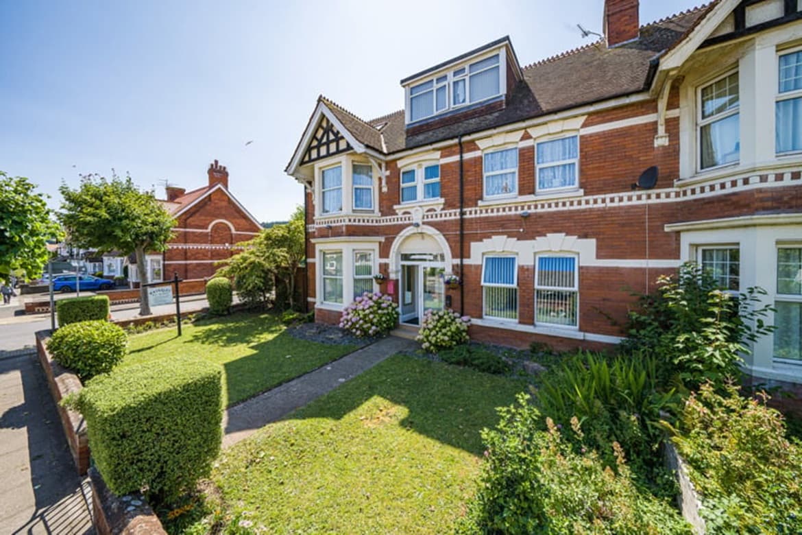 Hotel For Sale in Minehead, TA24