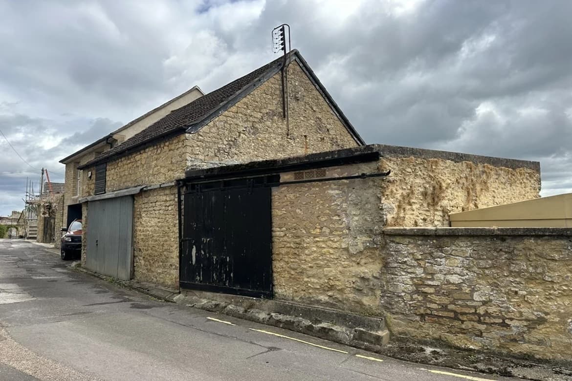 Commercial Premises For Sale in Crewkerne, Somerset, TA18