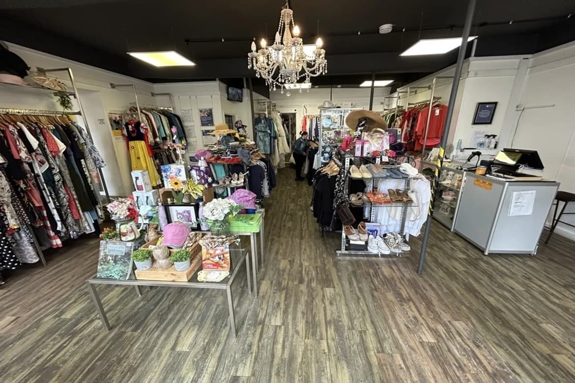 Ground Floor Retail with Upper Floors Flats For Sale in Wiveliscombe 2
