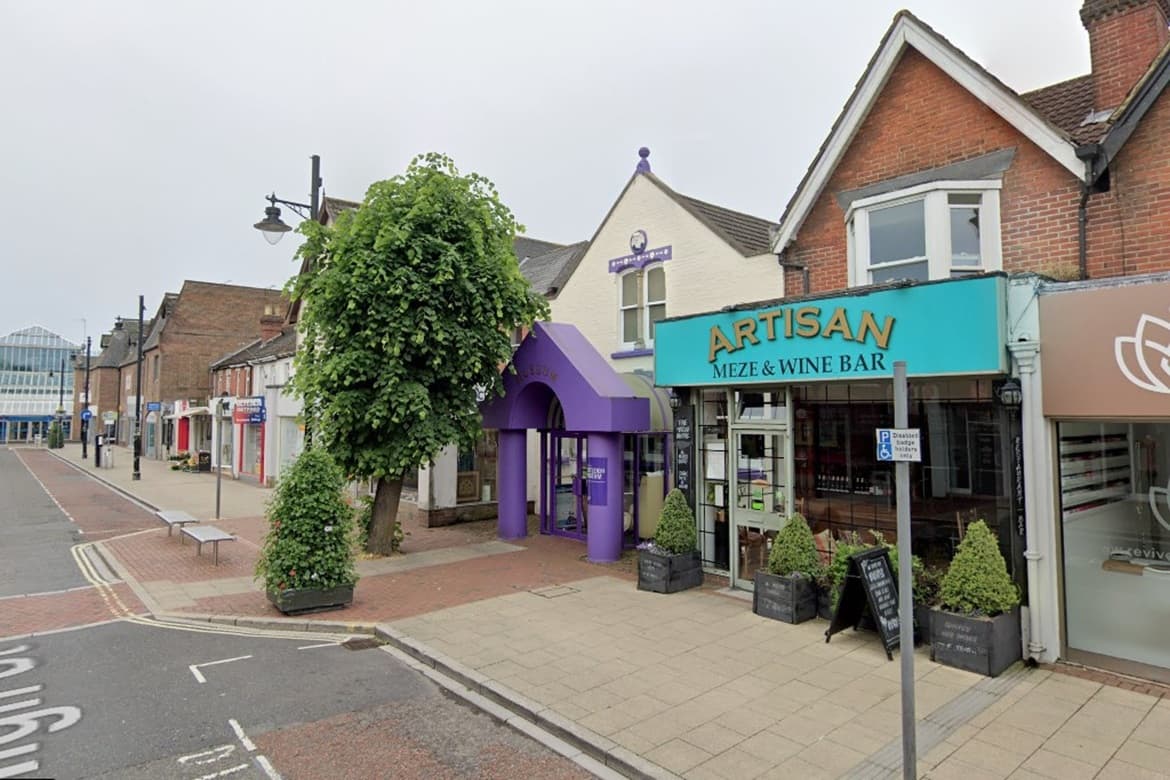 Commercial unit for sale in Eastleigh