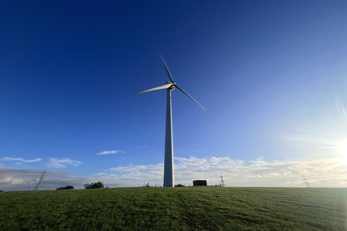 Wind Turbine on A Plot For Sale in Hamilton 2