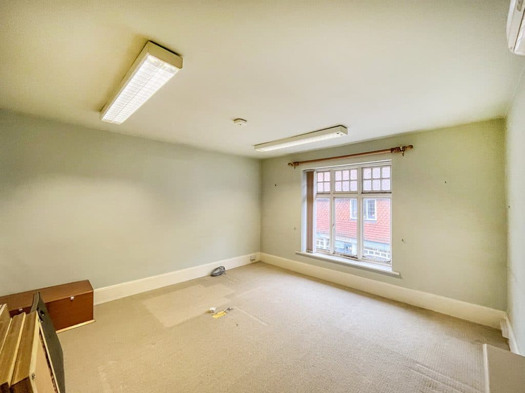 Showroom with Development Potential For Sale in Haslemere, Surrey 2