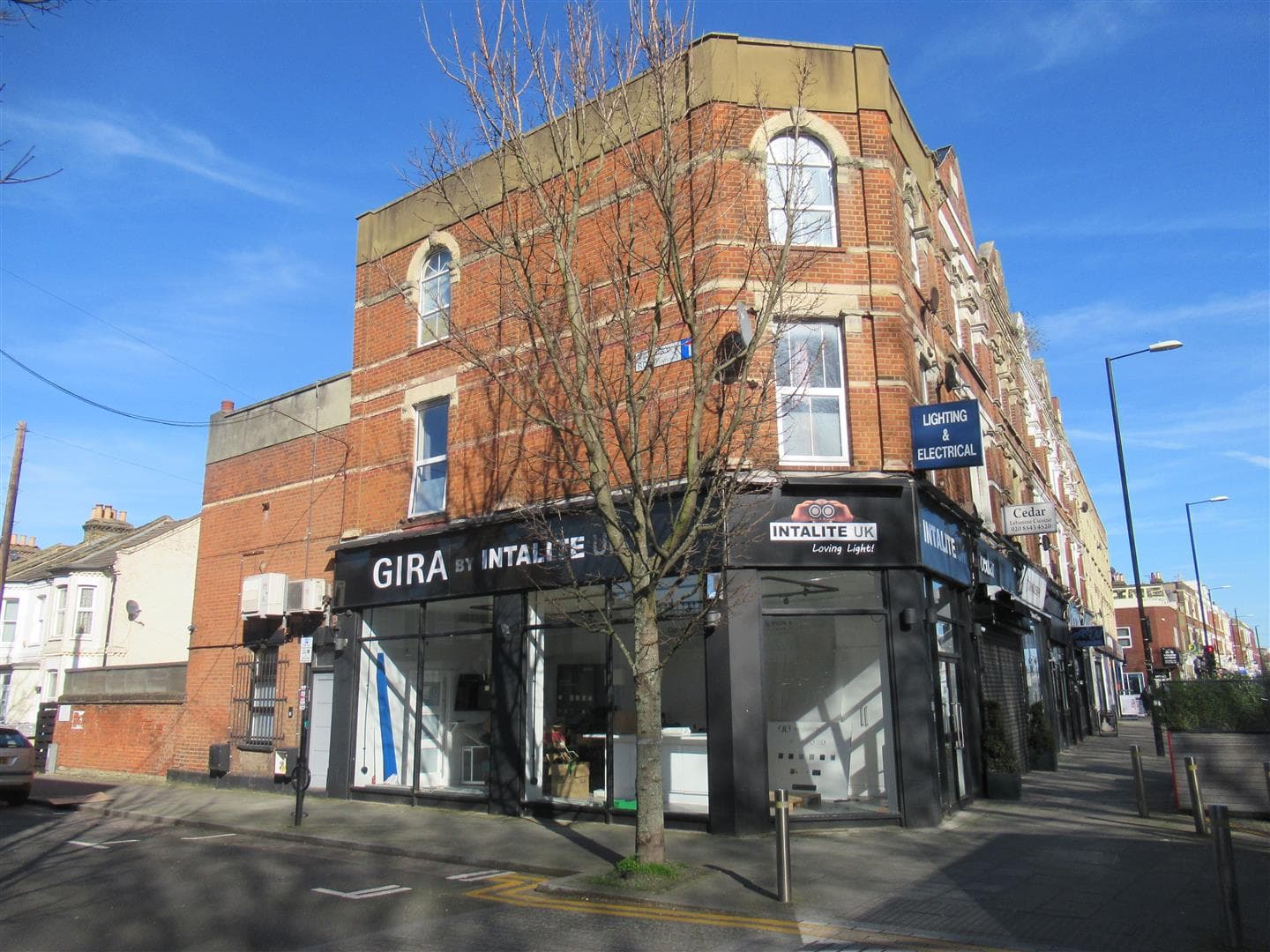 Retail Unit and Two Flats For Sale in Wimbledon 1