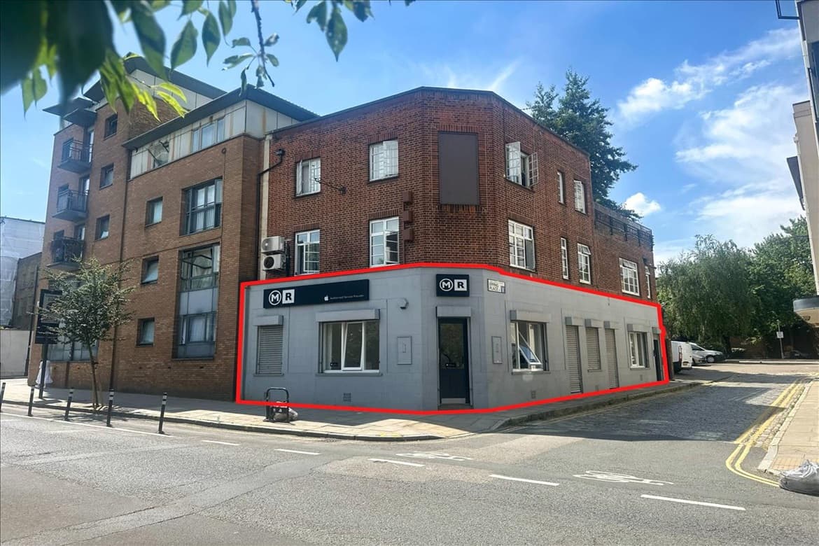 Prime Commercial Unit For Sale in Highbury & Islington, London