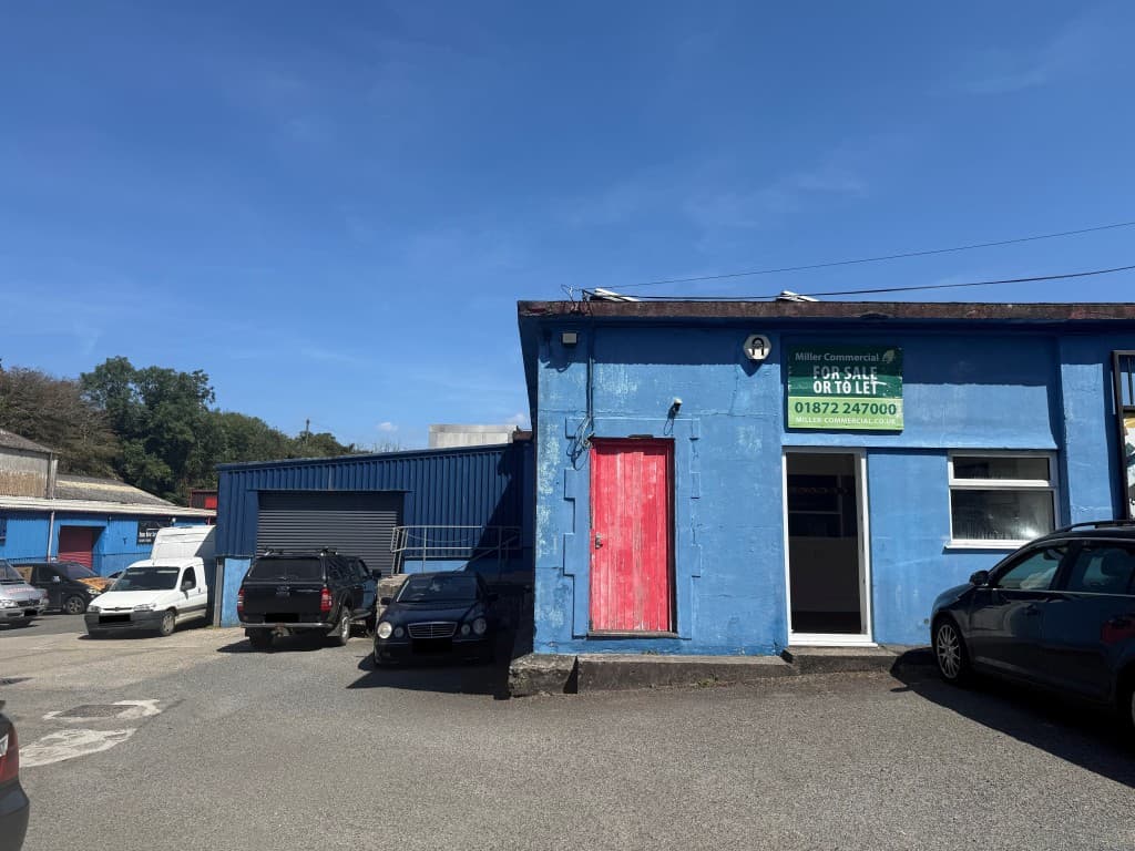 Unit 8, Stable Hobba Industrial Estate, Stable Hobba, Newlyn, Penzance TR20 8TL: Vacant Large Industrial Unit