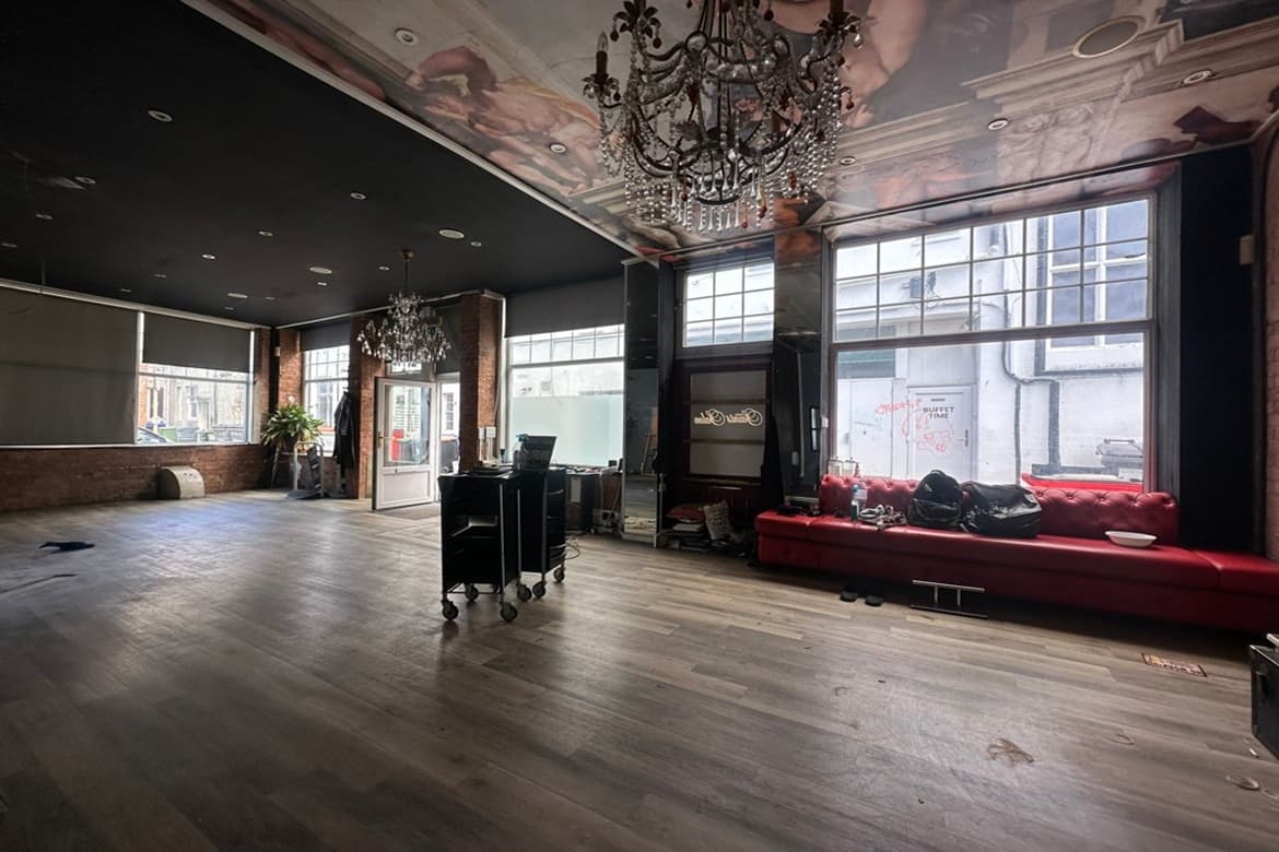 Commercial / Retail Unit For Sale or To Let in Eastbourne, East Sussex 2