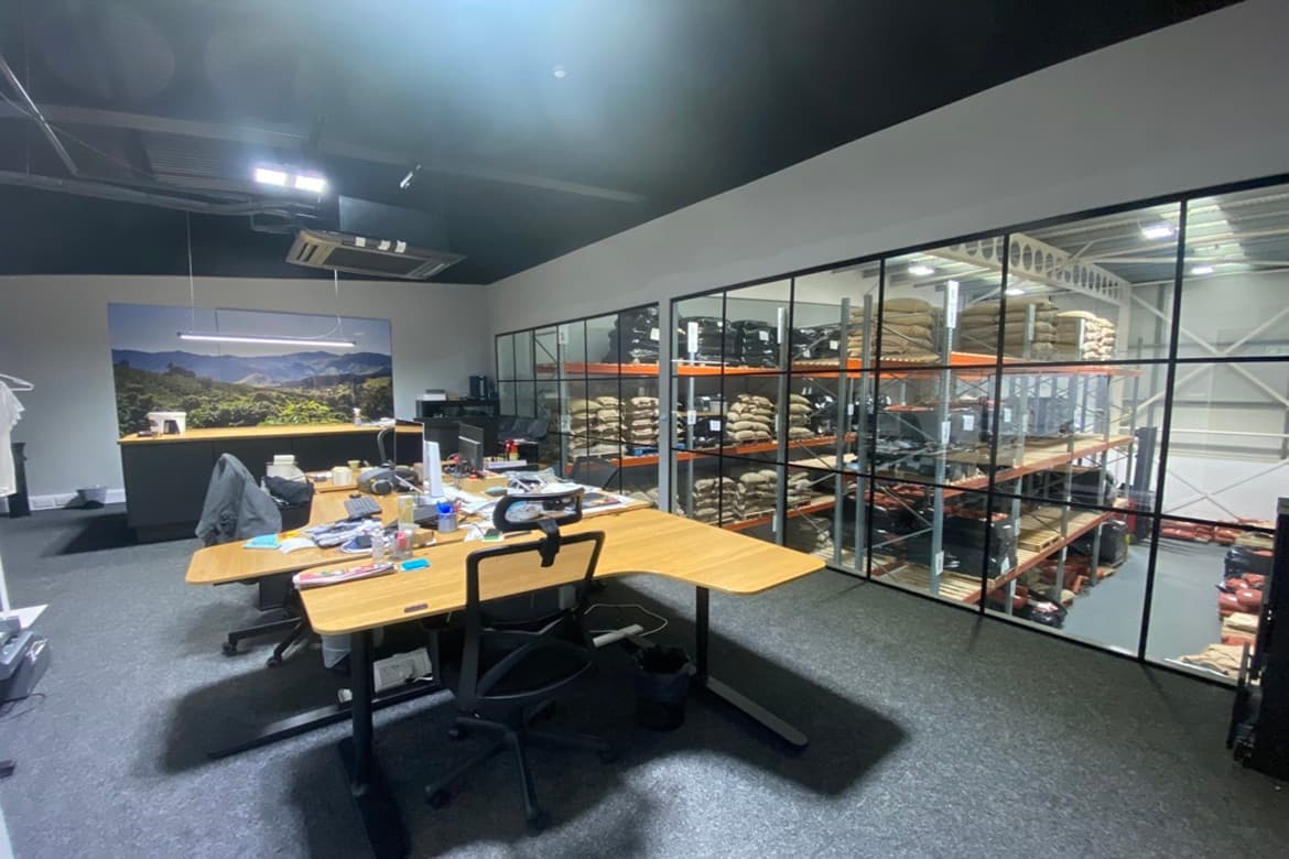 Industrial/Warehouse Unit For Sale or To Let in Croydon, Surrey 3