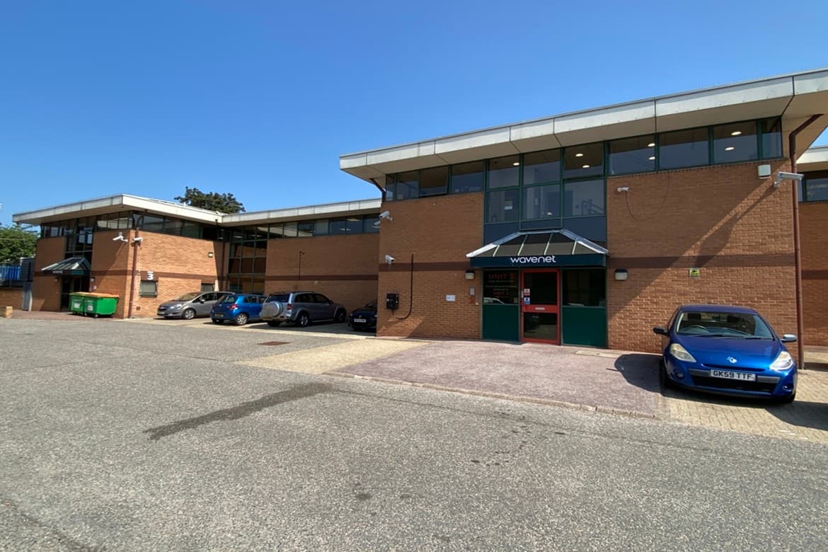 Modern Commercial Units For Sale in Orpington, Kent, BR5 1