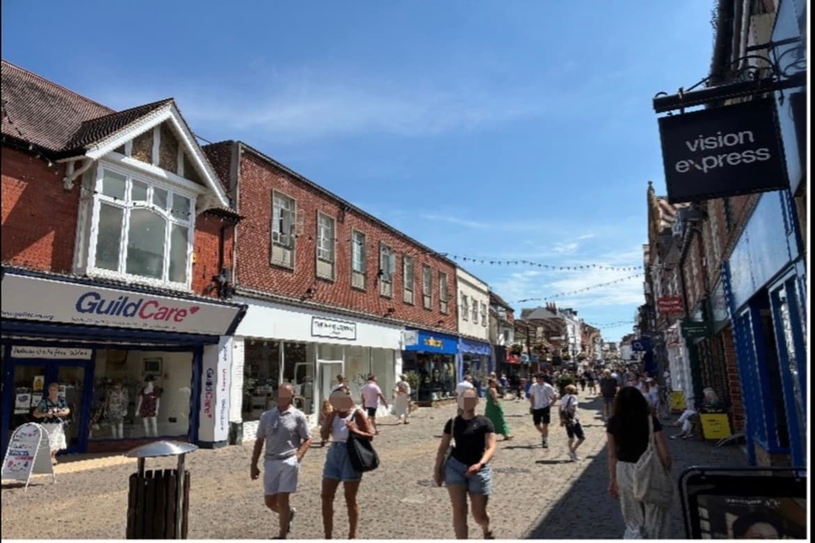 Ground Floor Retail Investment Units For Sale in Horsham, West Sussex 2